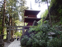 三重の塔